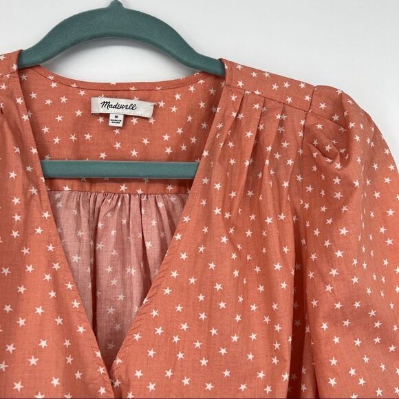 Madewell Wrap V-neck Pleated Tie Waist Button Cuff Blouse in Star Scatter Pink - Picture 2 of 15